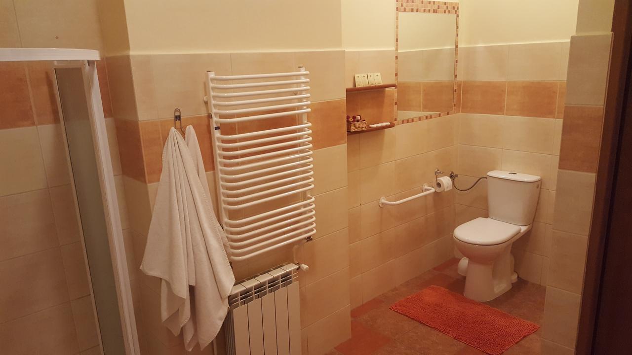 Osrodek Wypoczynkowy Iskra Hotel Piwniczna-Zdroj Ngoại thất bức ảnh